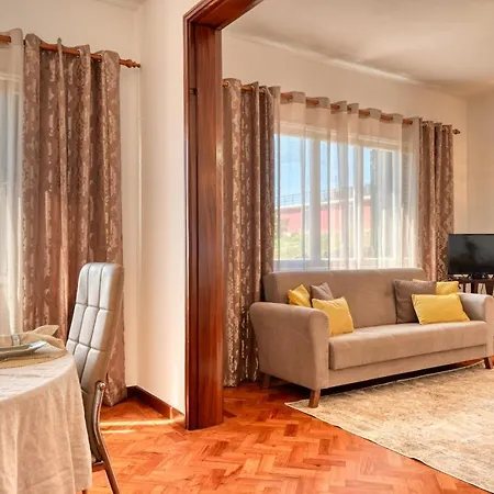 Casa Do Valentim, A In Madeira * 蓬他达维托亚